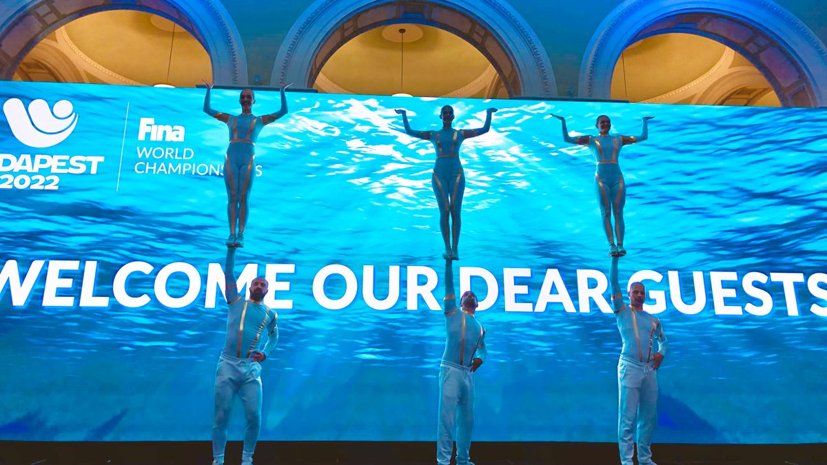 FINA VIP Ceremónia FLIP UNIT Tailor-made show